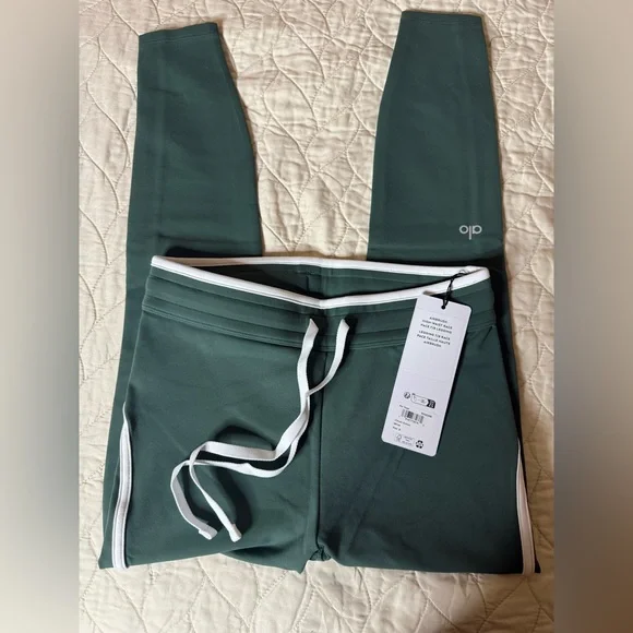 Alo Yoga Airbrush High-Waist 7/8 Race Legging Clover Green XS NWT - Picture 4 of 5